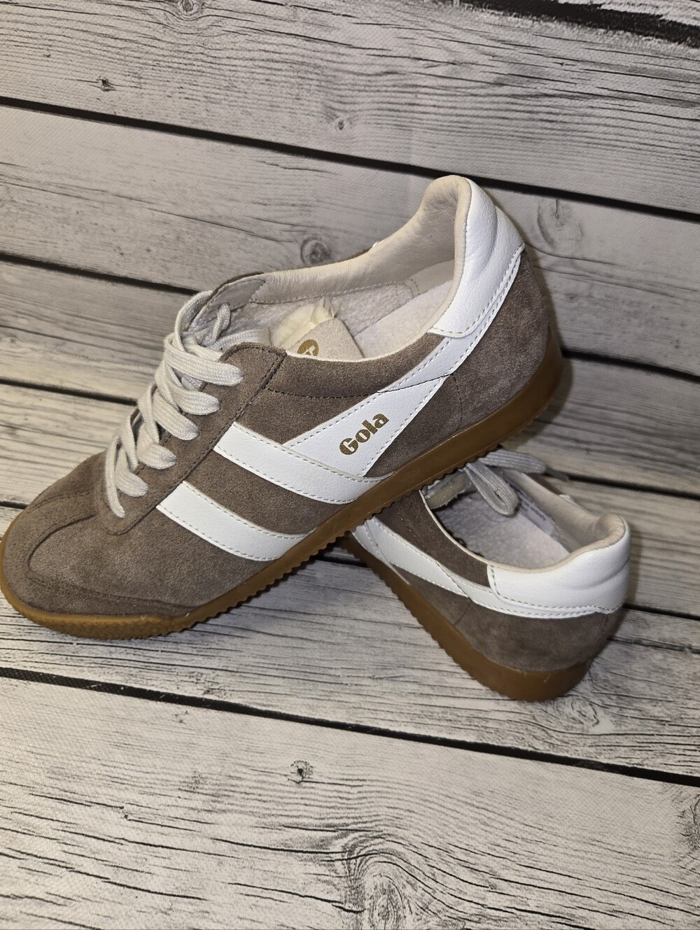 Gola Elan Suede Sneakers Taupe White Gum Sole Women’s 6.5